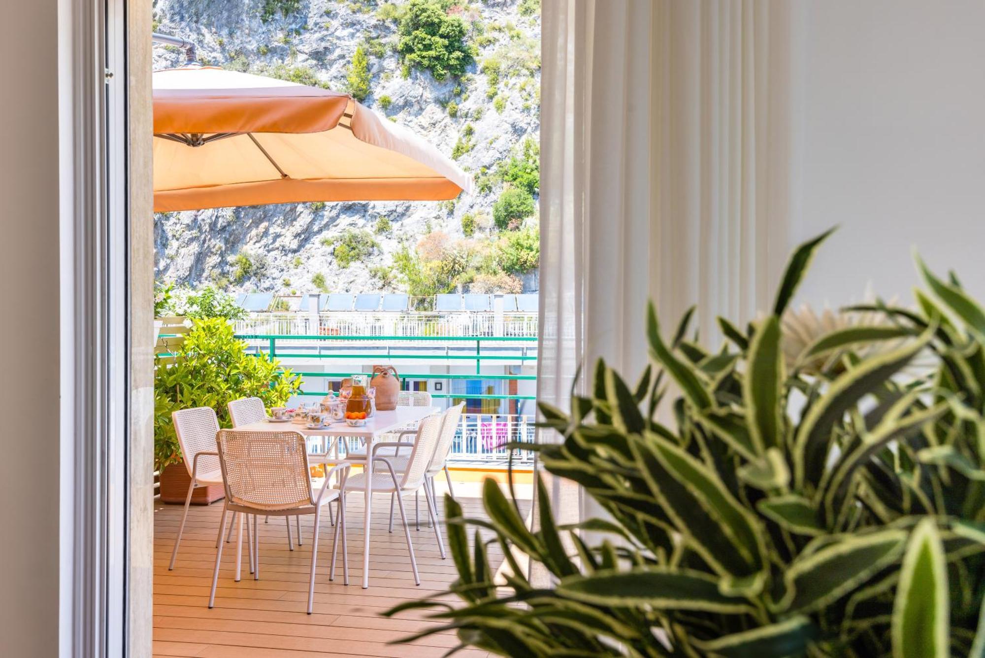 Le Terrazze Di Santa Tecla Apartment ไมยอรี ภายนอก รูปภาพ