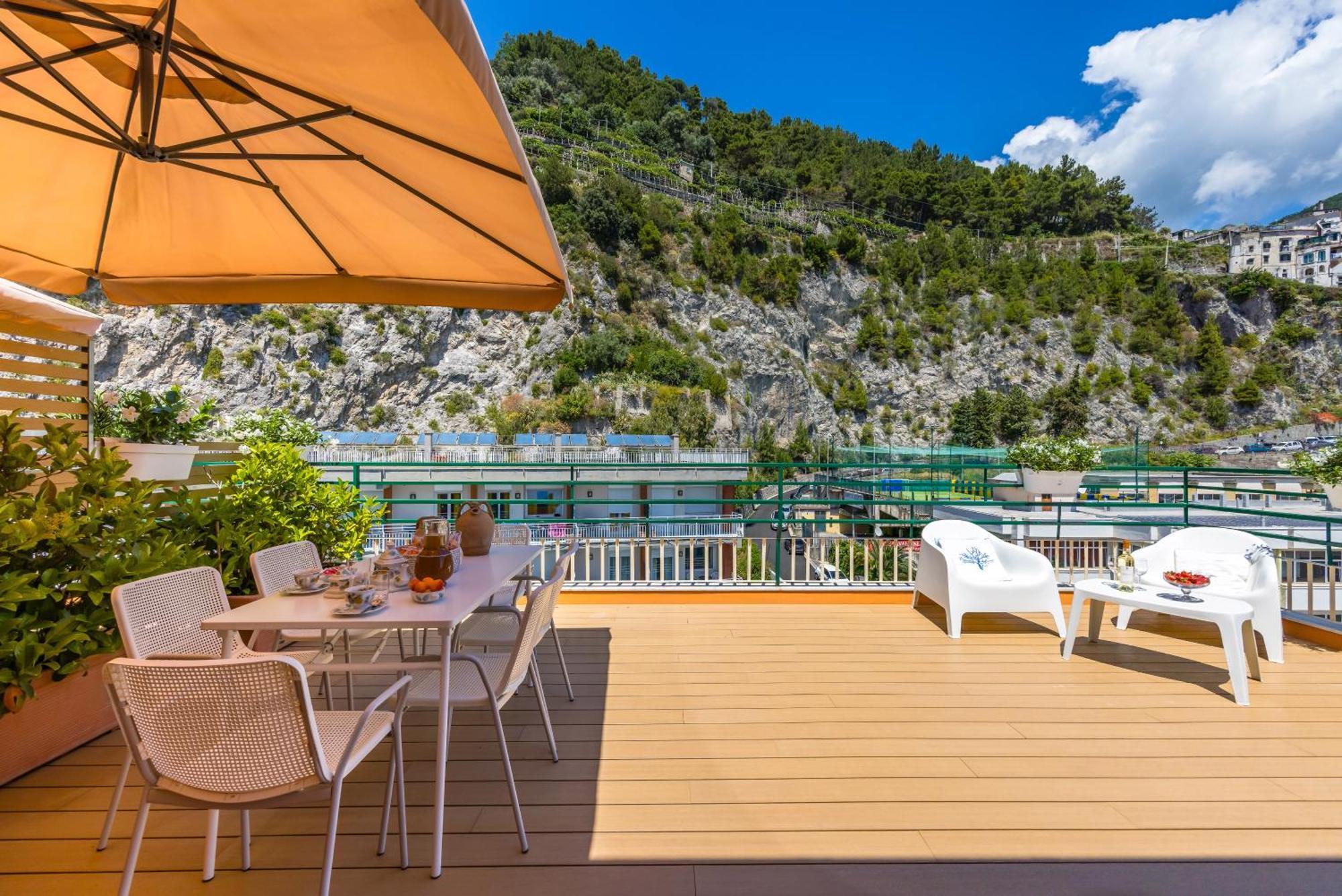 Le Terrazze Di Santa Tecla Apartment ไมยอรี ภายนอก รูปภาพ